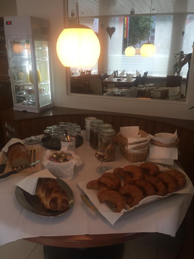 Hotel & Restaurant Stadthof غلروس المظهر الخارجي الصورة