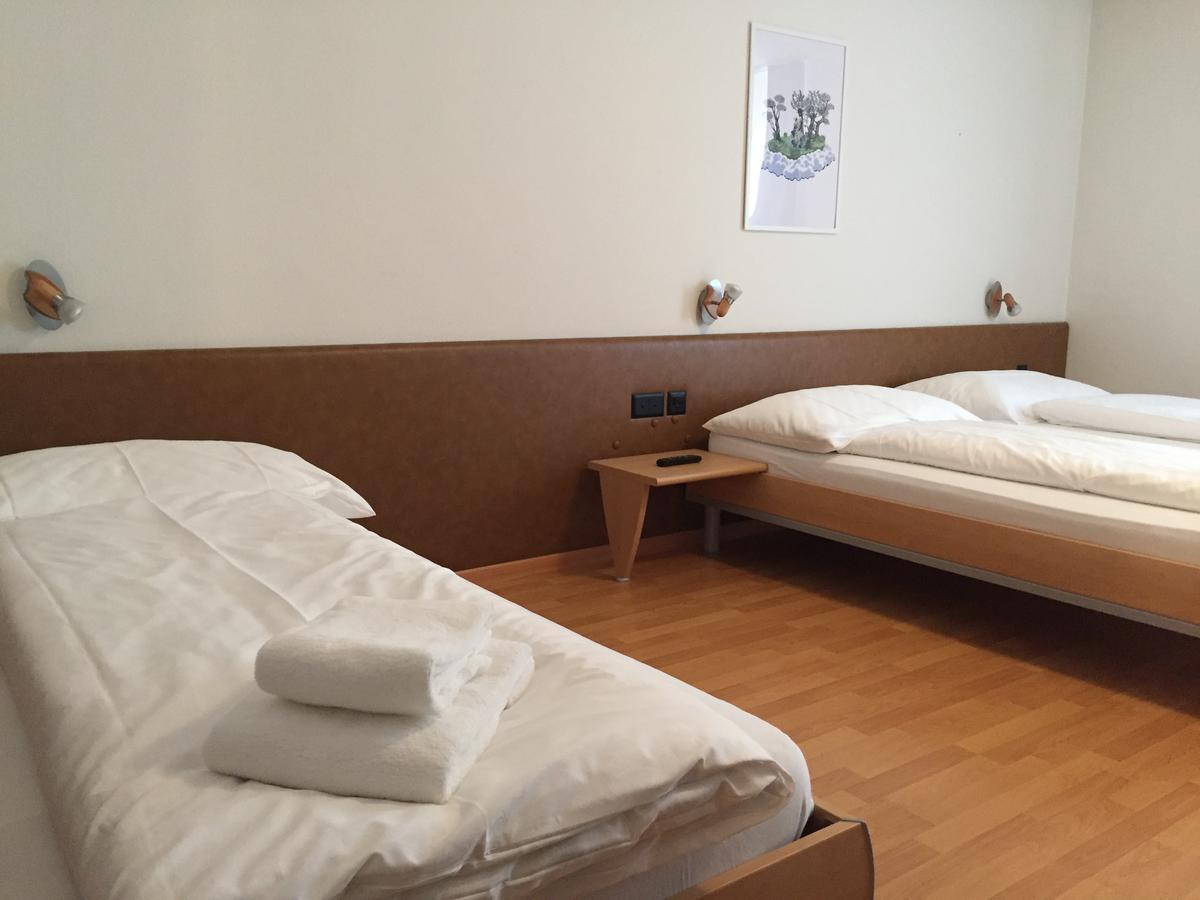 Hotel & Restaurant Stadthof غلروس المظهر الخارجي الصورة