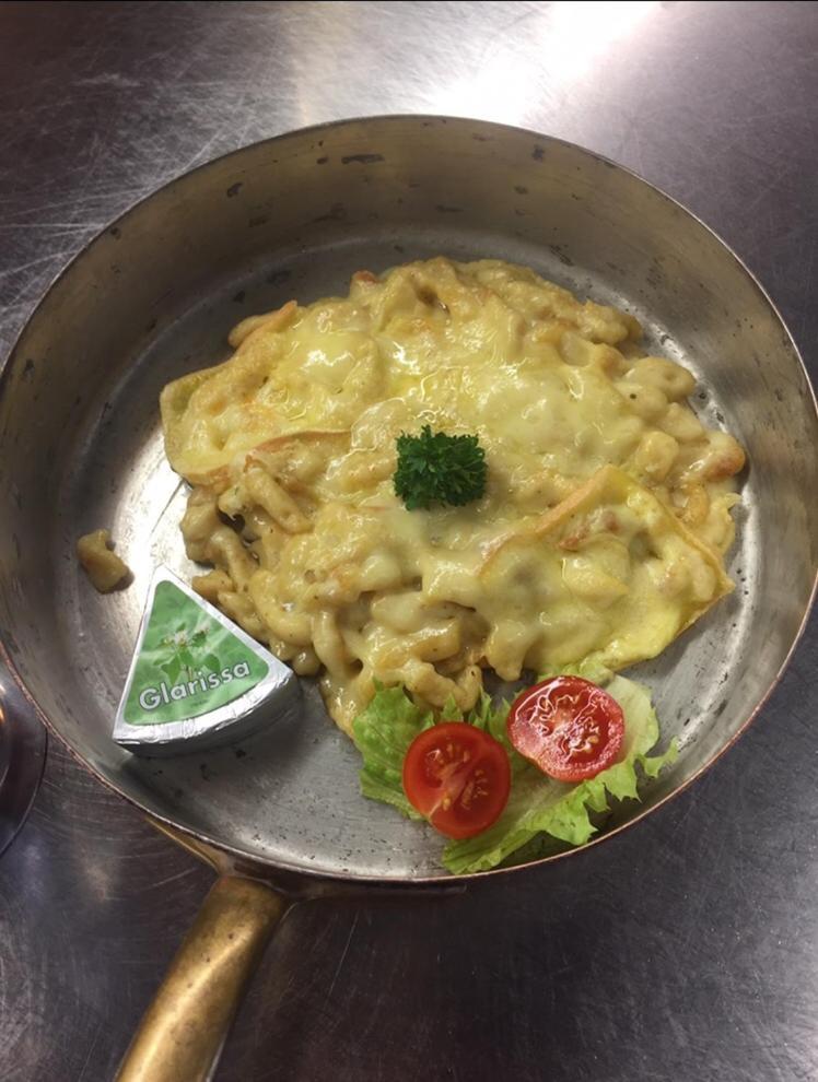 Hotel & Restaurant Stadthof غلروس المظهر الخارجي الصورة