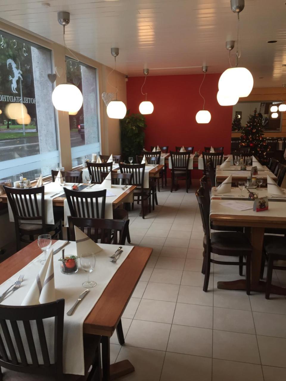 Hotel & Restaurant Stadthof غلروس المظهر الخارجي الصورة